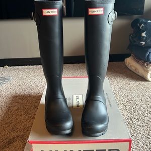 Size 5 Hunter rain boots